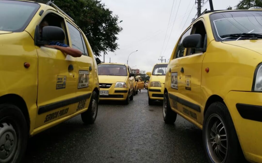 “Estamos trabajando con miedo”: taxistas exigen más seguridad tras violento atraco
