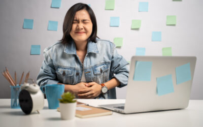 Por qué el estrés del trabajo y el estudio impacta la salud intestinal