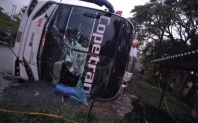 Tragedia en Santander: bus dejó dos muertos y varios heridos