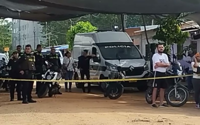 Autoridades investigan doble homicidio de lideresa comunitaria y su hijo