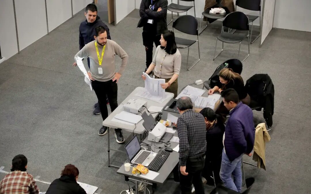 En pleno conteo electoral robaron tres computadores en Bogotá