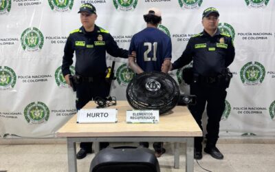Robó equipos de un colegio en Bucaramanga y terminó capturado en Conucos