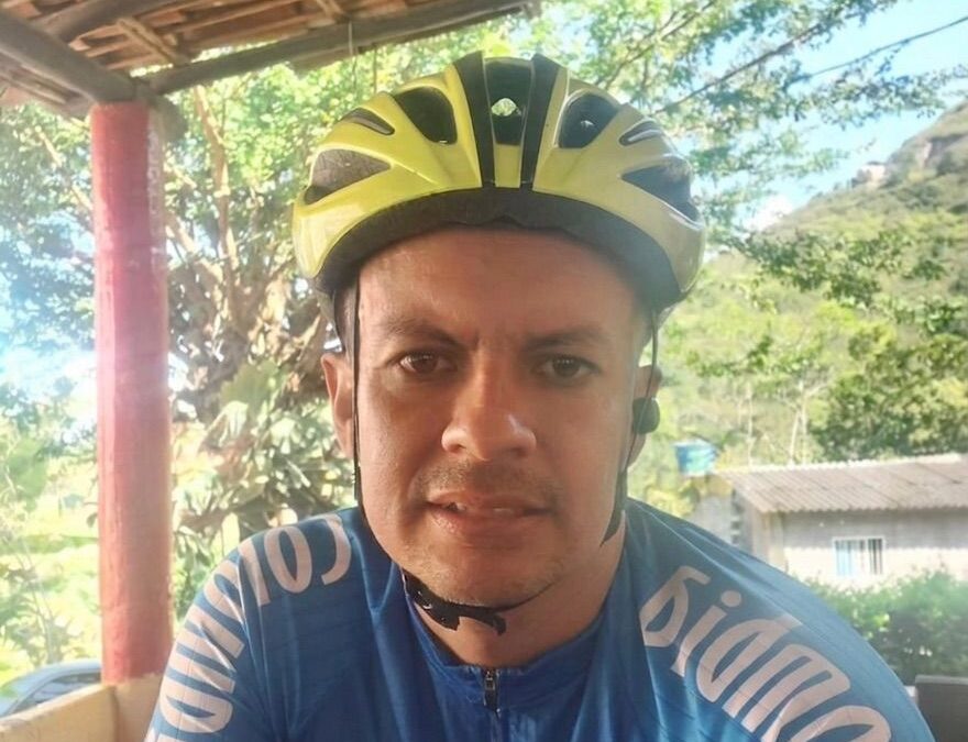 ¿Ataque cardíaco o cerebrovascular? Ciclista “Chiqui” habría fallecido tras colapso en la vía a Santa Bárbara