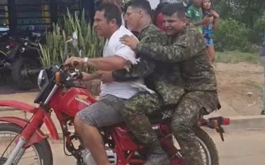 Sin ambulancia y contra el tiempo: así salvó a varios soldados heridos en Putumayo