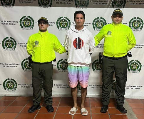 Reconocido cantante de cumbias fue condenado a más de 15 años por intentar matar a su expareja