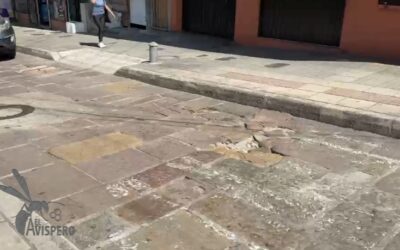 La Calle Barichara se cae a pedazos: huecos tienen en jaque a Floridablanca