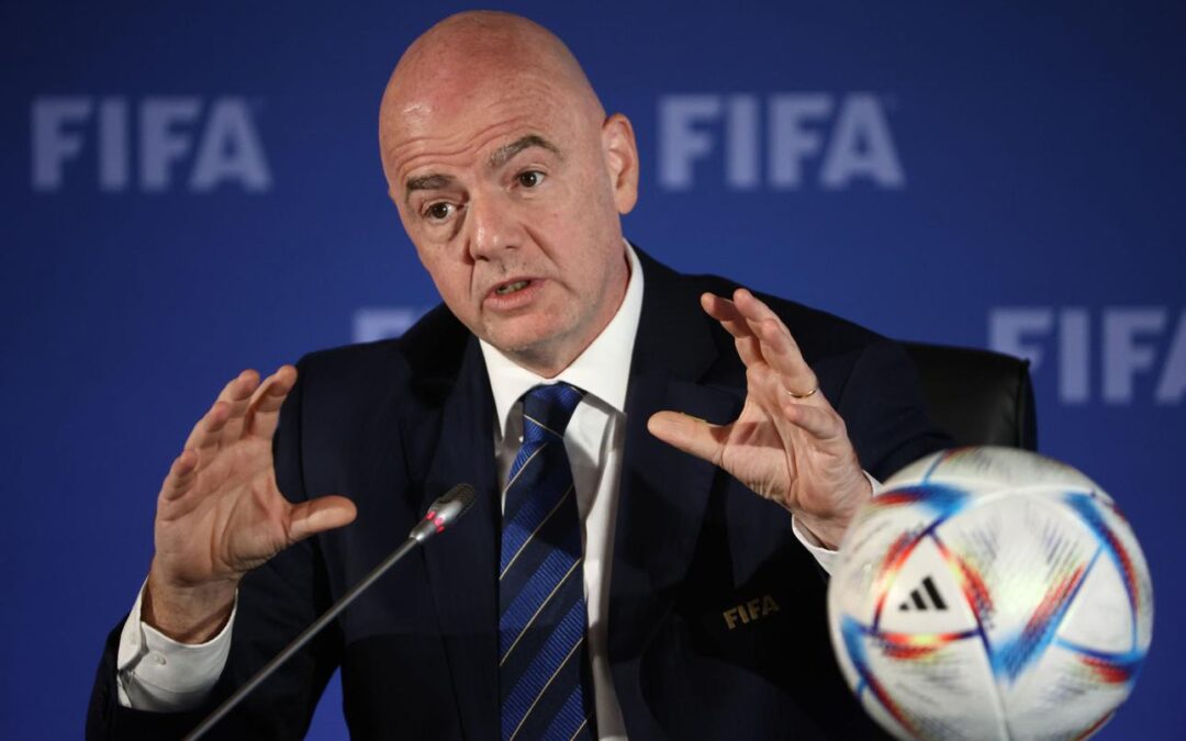 Infantino dio marcha atrás: FIFA retiró su polémico plan sobre los Mundiales