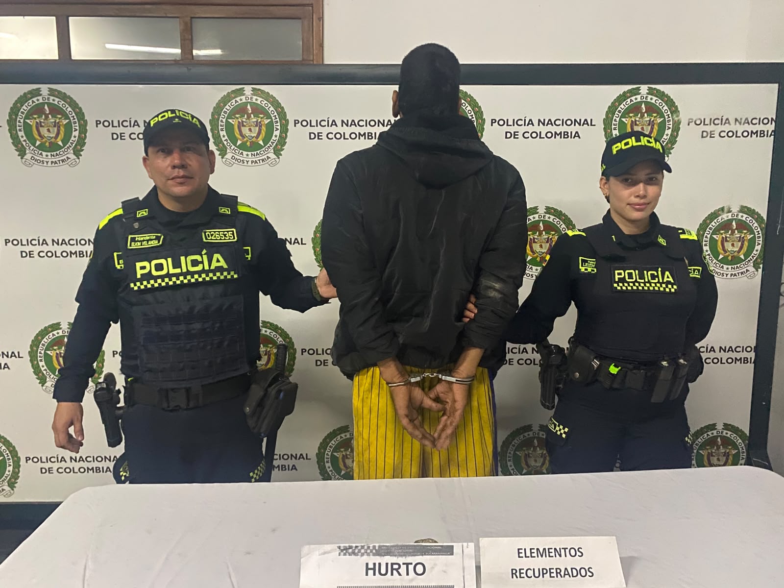 Policia