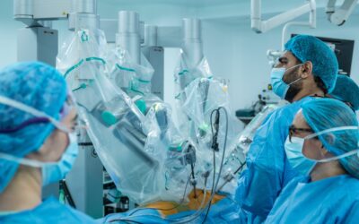 En Santander realizaron la primera cirugía de bypass coronario asistida por robot