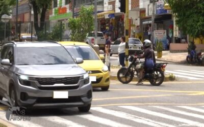 ¿Pista de carreras? El peligroso comportamiento de motociclistas en Provenza