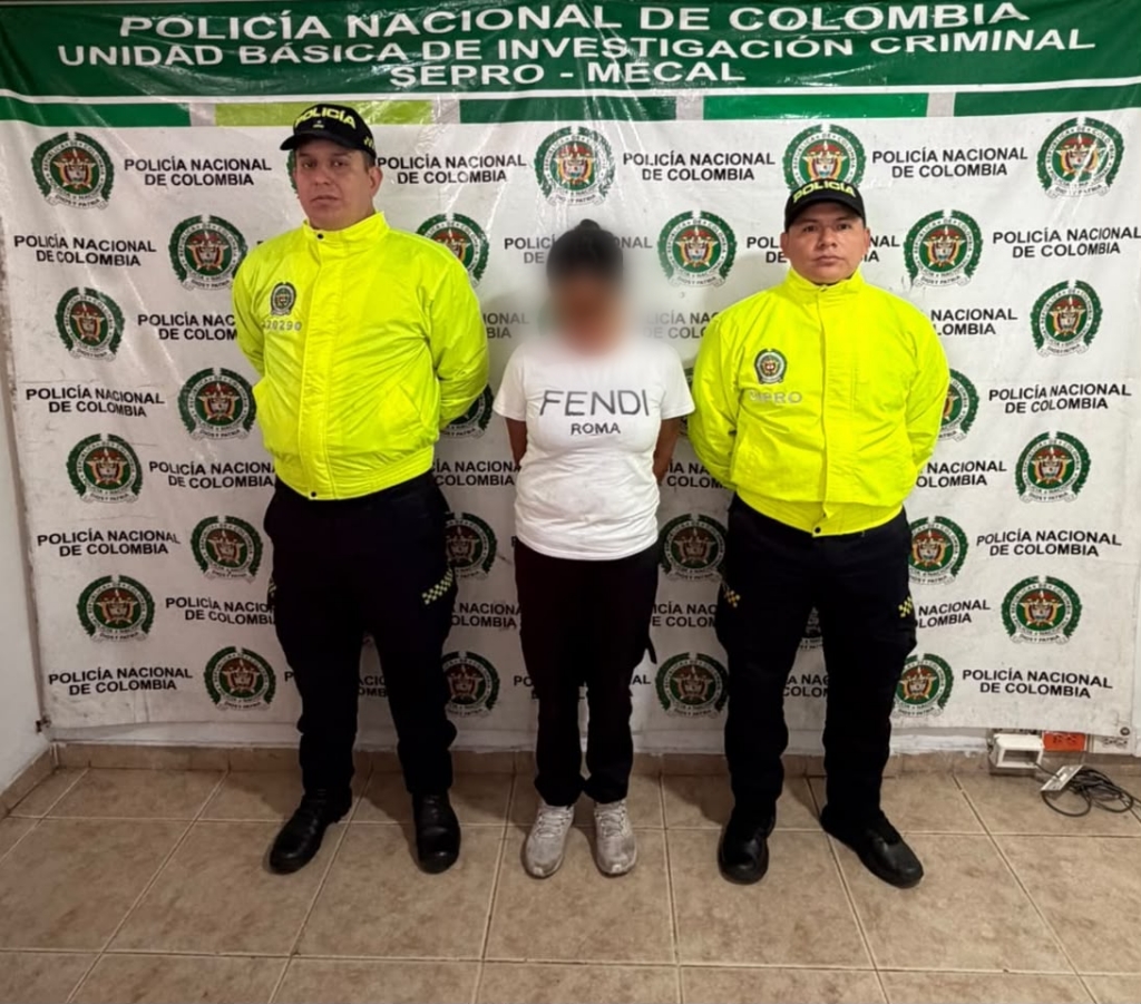 Ladrón roba un celular en Cali, halla videos de abuso infantil y termina denunciando a la propia madre