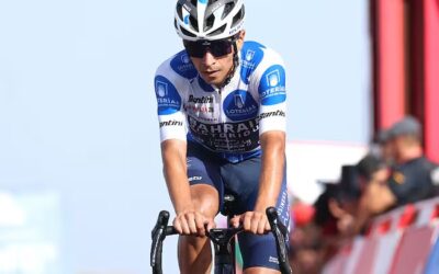Buitrago sigue dominado entre los escaladores de la Vuelta a España