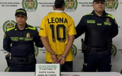 Cayeron un hombre y un menor de edad con un arma de fuego tras operativo policial en Girón