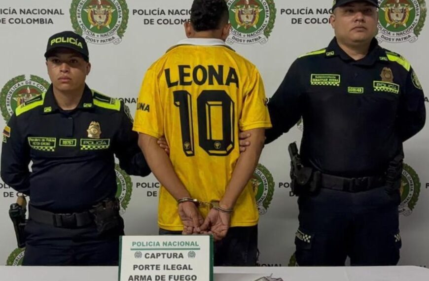 Cayeron un hombre y un menor de edad con un arma de fuego tras operativo policial en Girón