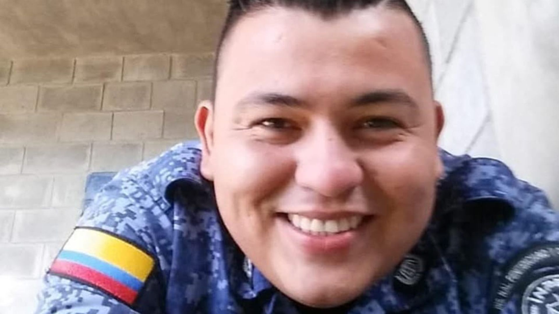 diego acevedo y su lado de servicio y labores sociales